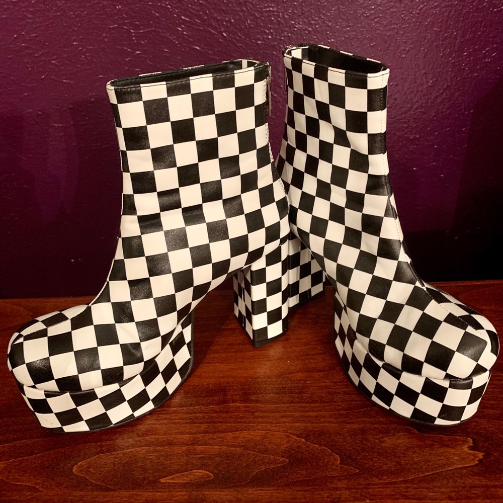 Current Mood Black White Checkered Platform Heels